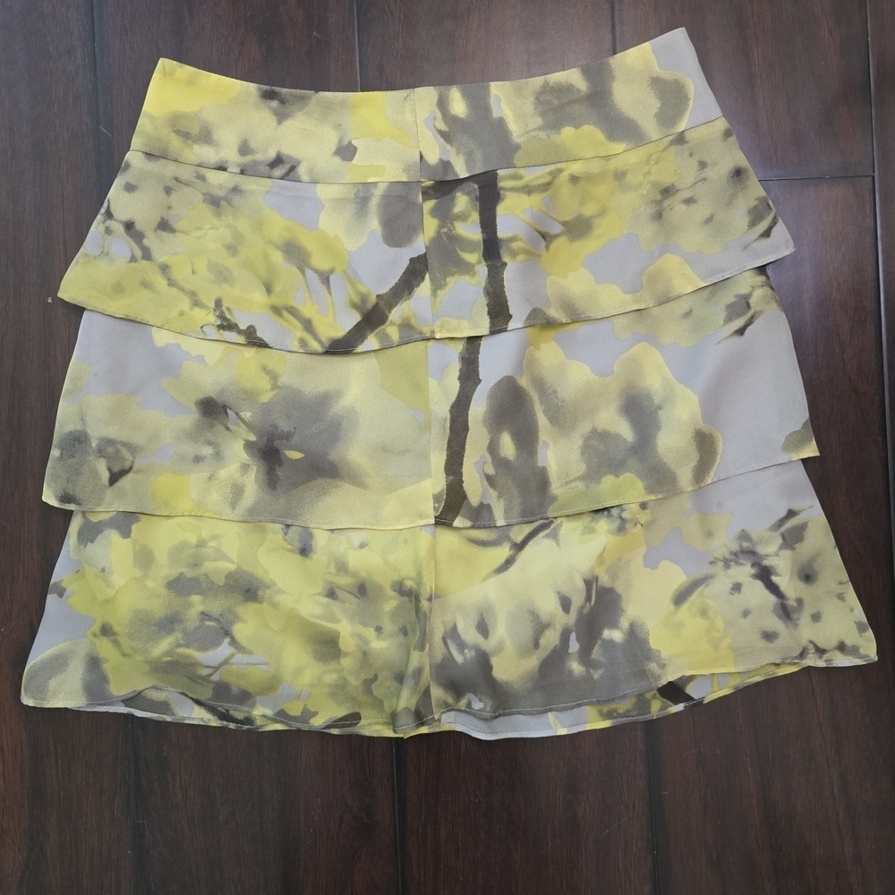 NWT The Limited Yellow and Gray Tiered Mini Skirt Size 10